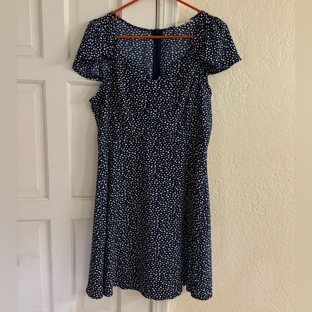 Altar’d State Navy White Print Sweetheart Neck Flutter Sleeve Mini Dress Size L